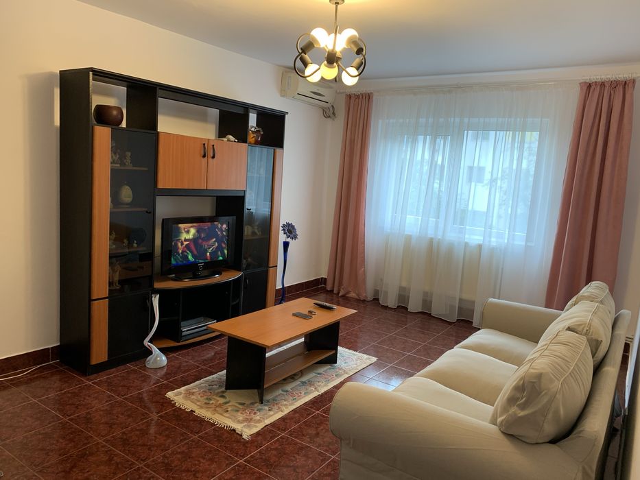 Inchiriez Apartament 3 Camere