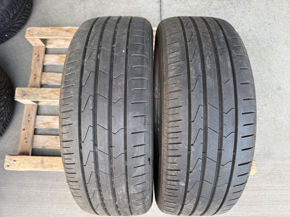 2бр. ОТЛИЧНИ Летни Гуми С Борд 205/55R/17 -HANKOOK- DOT:0221- 5.4мм.