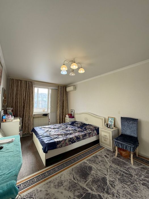 Продам 3х комнатную квартиру (5мкр Тургенева)