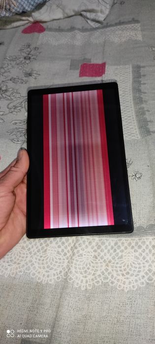 Lenovo planshet sotiladi  zapchast zapchast