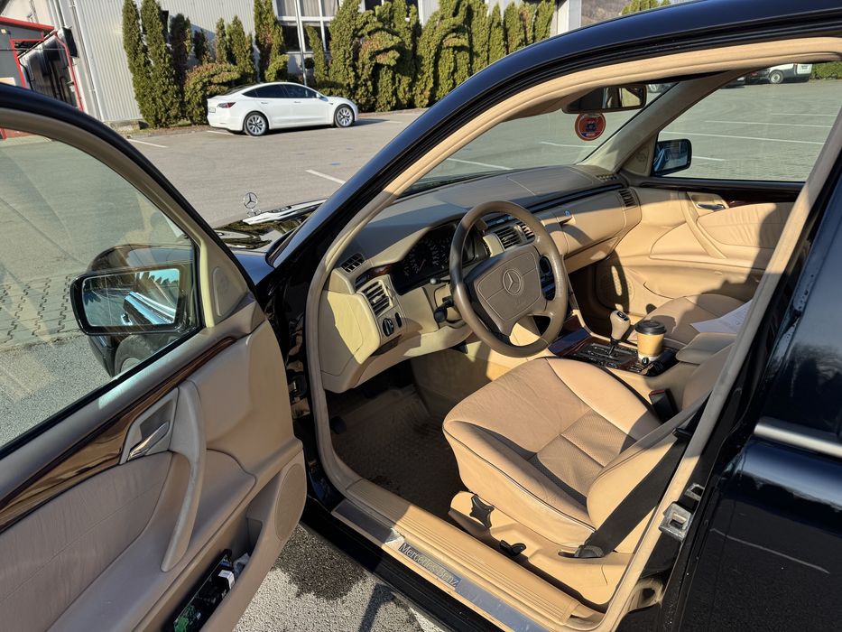 Mercedes Benz W210 E300TD