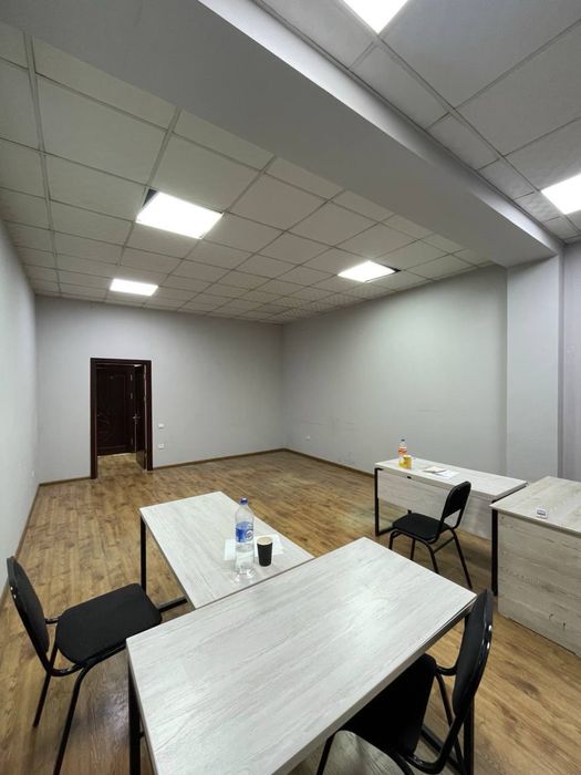 Аренда под офис 30кв.м Яккасарай! ориентир мост Узгариш! 300 у.е