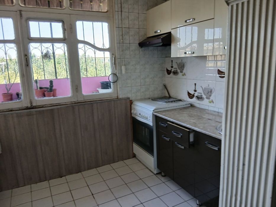 Мирабадский р-н. Массив 3 куйлюк. 3-х комн, кВ. 78м².