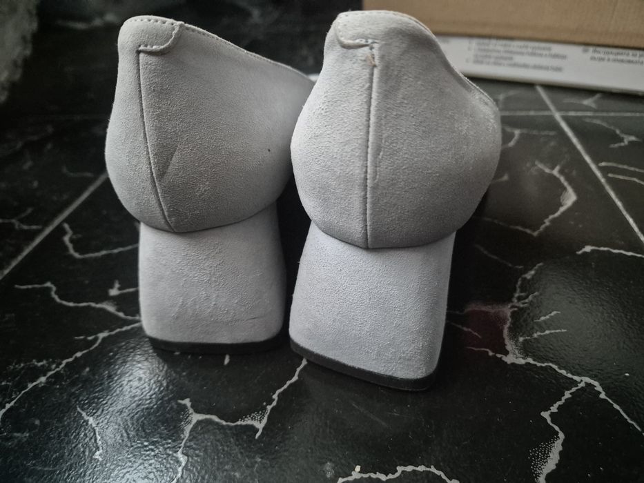 Pantofi piele intoarsa, aproape noi