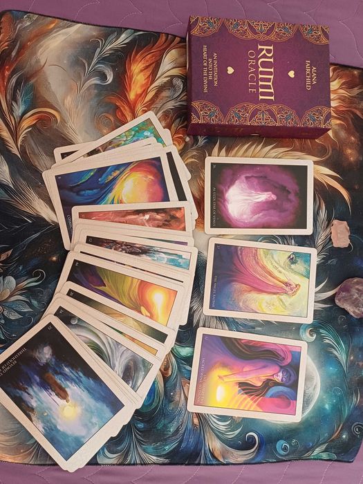 Таро и Оракъл колоди - отлично състояние! Pre-Raphaelite Tarot, Волшебное Зеркало, На Магьосниците, Pictorial Key, The Harmony Tarot Mini, Rumi Oracle