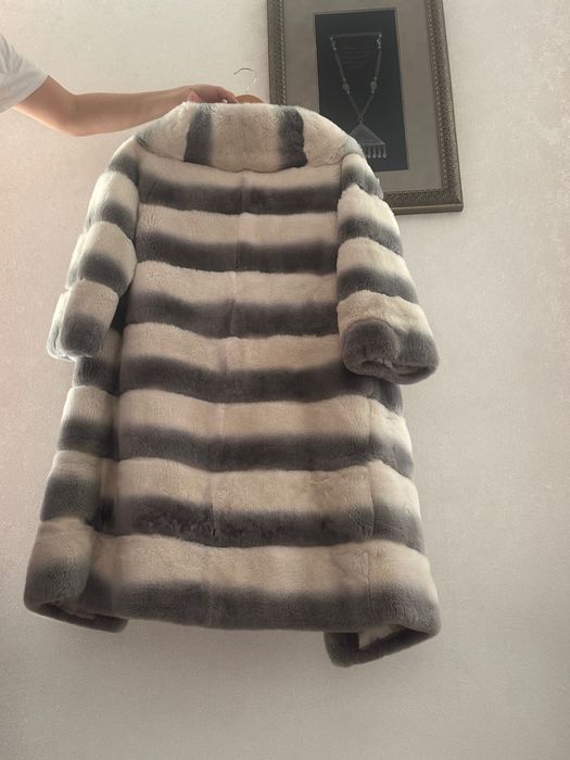 Шуба из натурального меха бобра