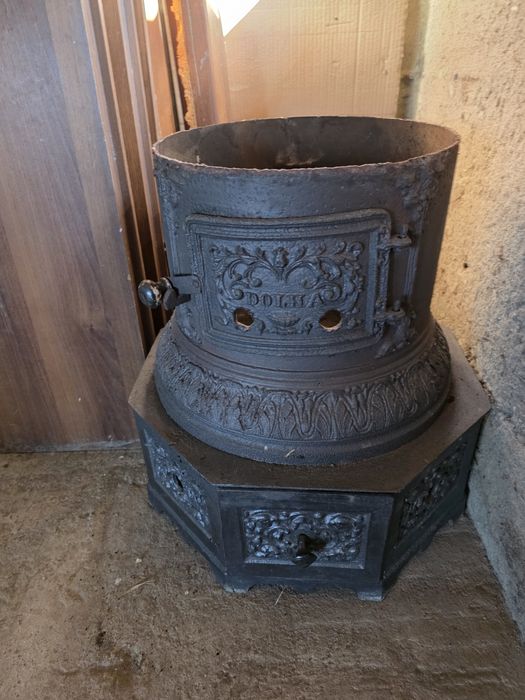 Soba fonta din perioada interbelica