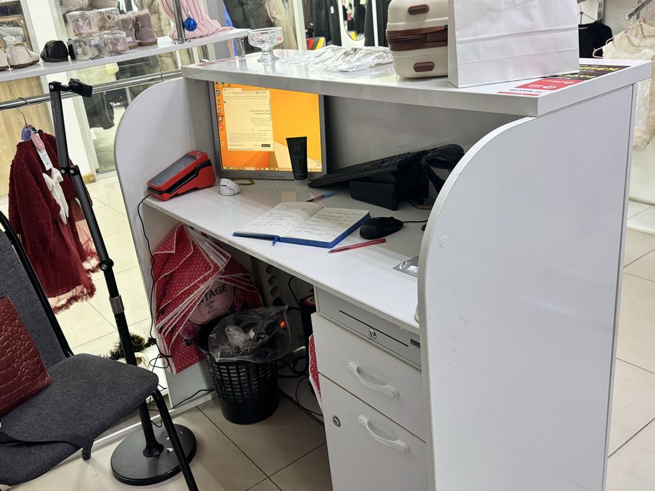 Продам ресепшен срочно