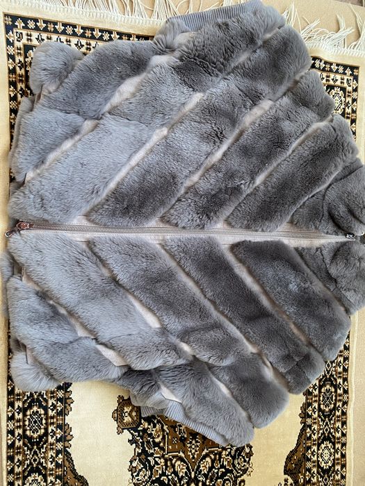 Меховой жилет