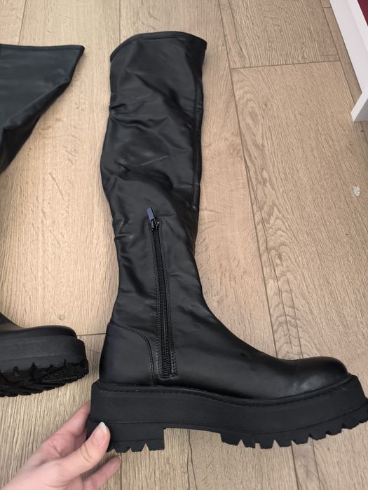 Високи ботуши над коляното Stradivarius 38номер