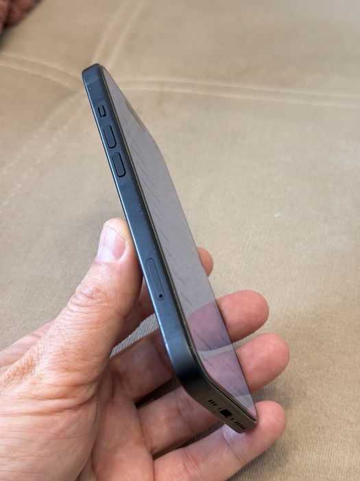 iPhone 15 128 GB - Black