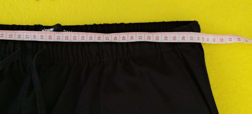 Pantaloni damă L