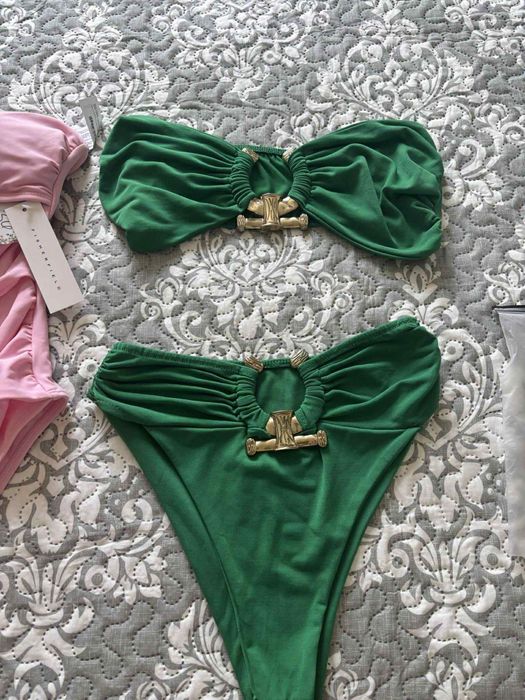 Чисто нов бански