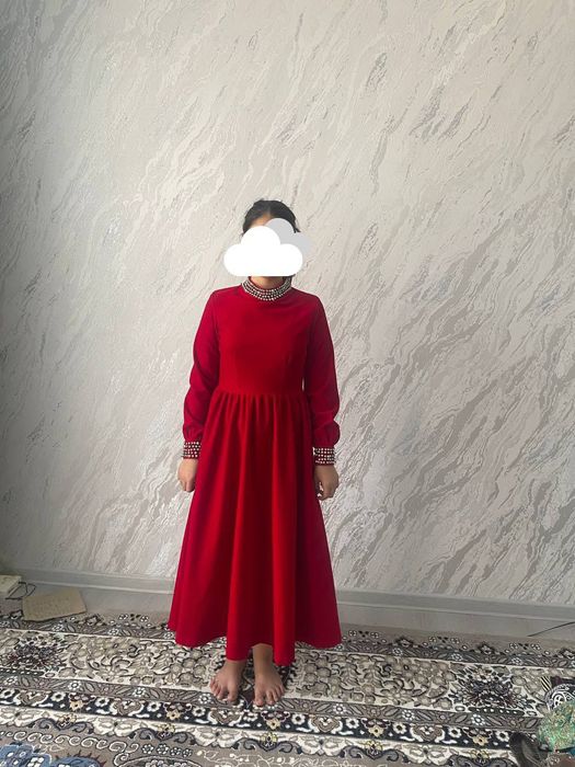 Платье вечернее  в хорошем состоянии