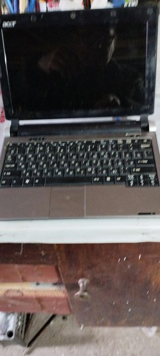 Продам нетбук Acer