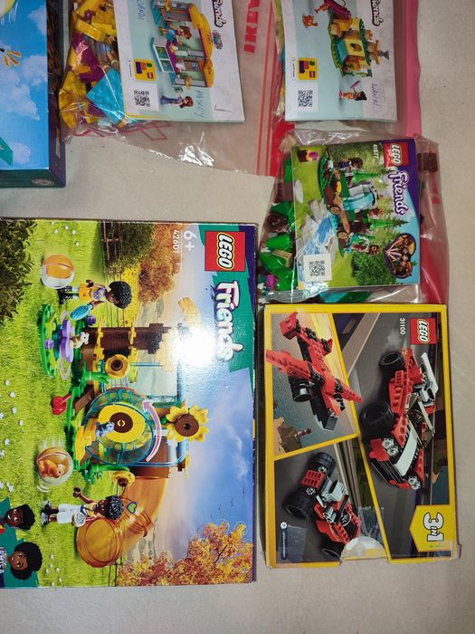 Vând LEGO mai multe modele