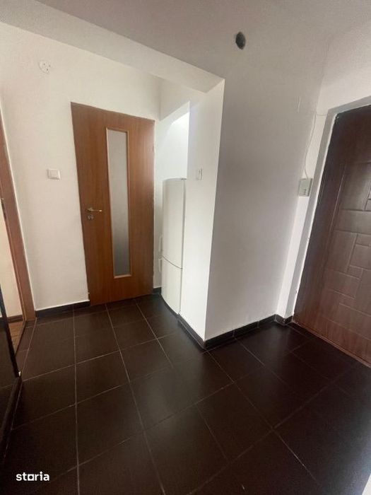 Apartament 2 camere, 45 mp, decomandat, zona Garii-Randez Vous