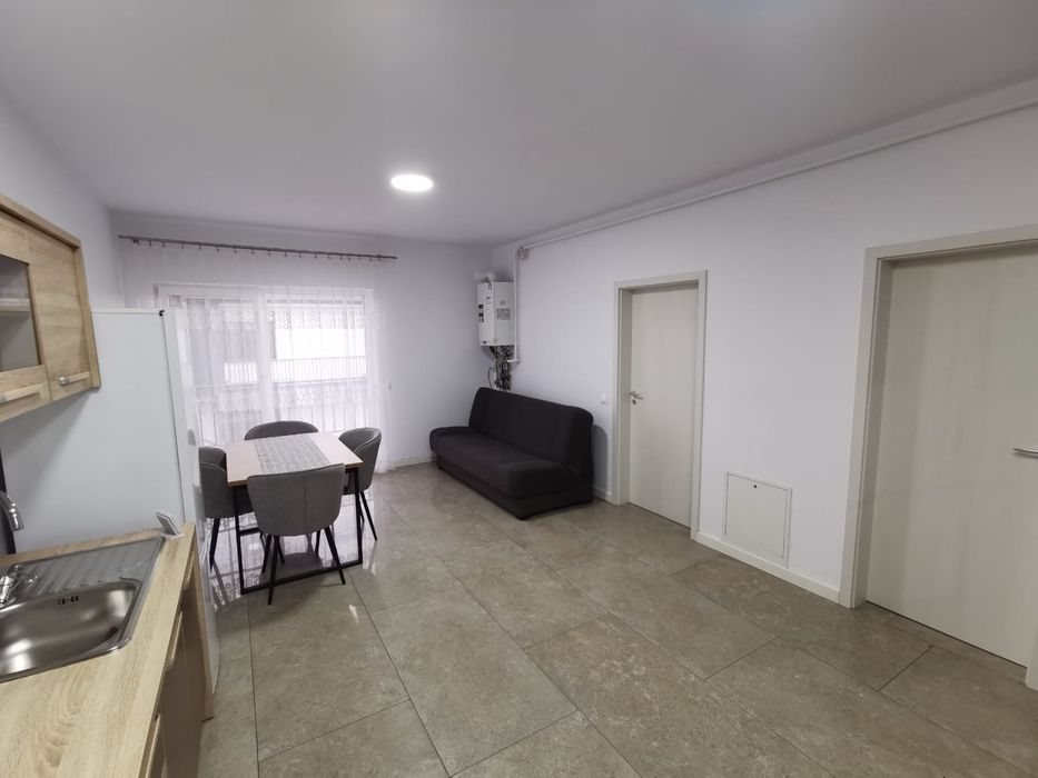 Inchiriez apartament cu 2 camere in Chinteni