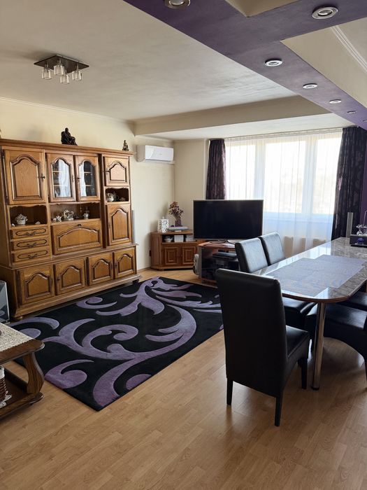 Vand apartament 2 camere