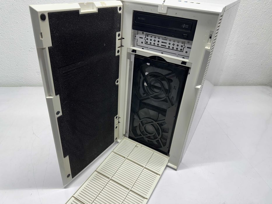 Компютър настолен - CPU intel i5-6500 / GTX-1070/SSD500GB/RAM32GB DDR4