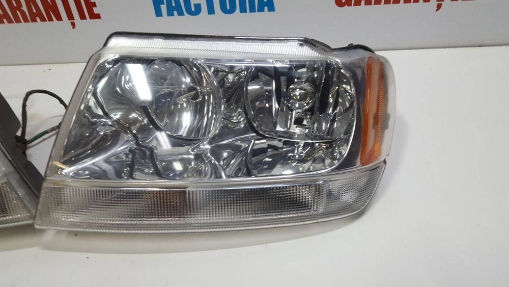 Faruri Far stânga Jeep Grand Cherokee 1999-2005 EUROPA