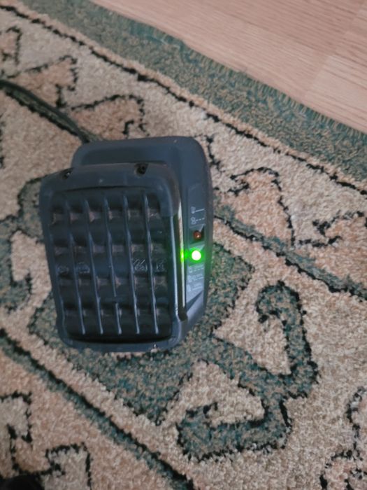 Incarcato și acumulator.boch