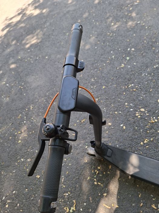 Vand trotineta electrica Ninebot e2 PRO, si Xaomi