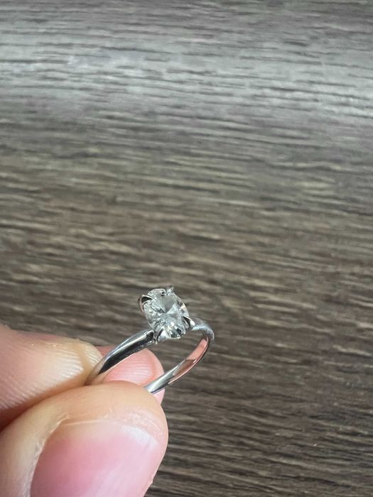 Inel de logodnă din aur cu diamant