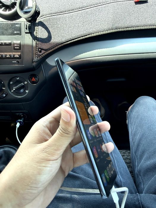 Edge ekran Huawei nova 10 sotiladi