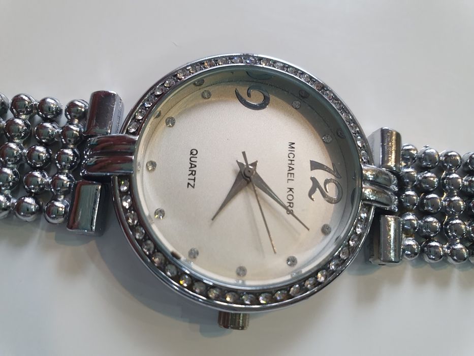 Часы 2 пары женские