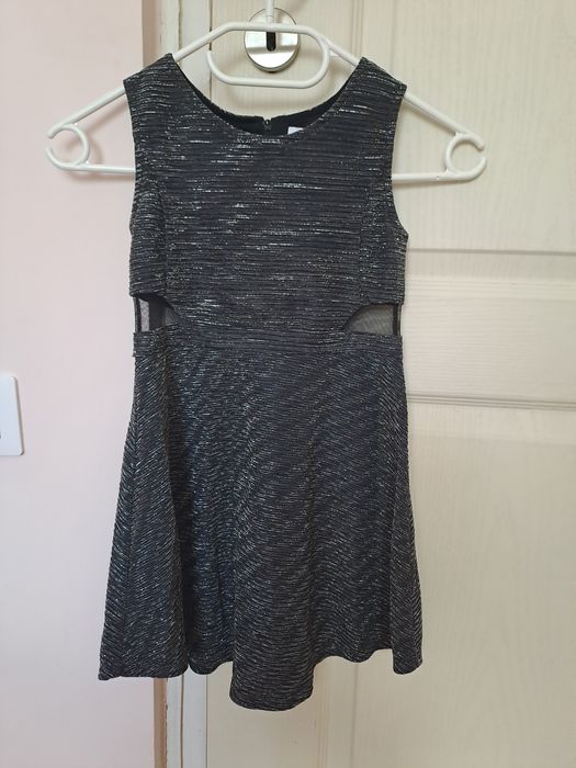 Официален детски гащеризон и роклички