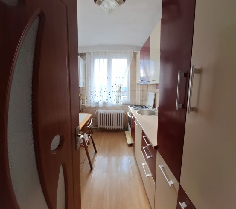 Închiriez apartament 2 camere ultracentral
