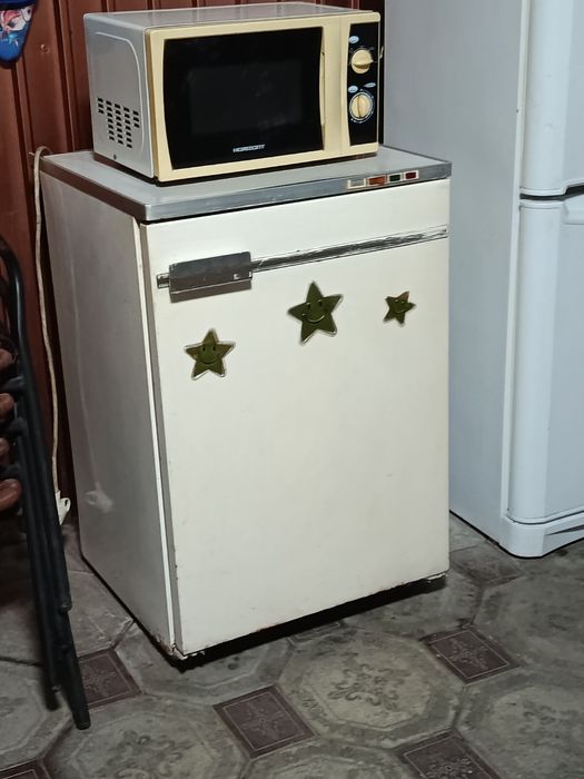 Продам морозилку