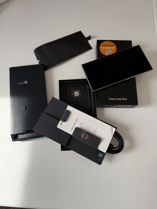 Samsung s24 ultra 512gb folosit foarte puțin aproape nou