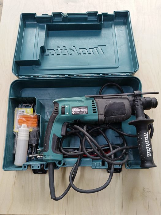 Перфоратор Makita