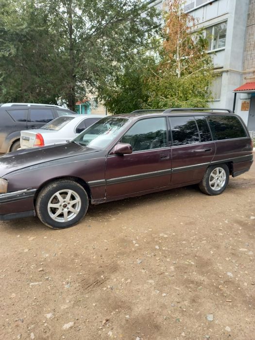 Продается автомобиль.