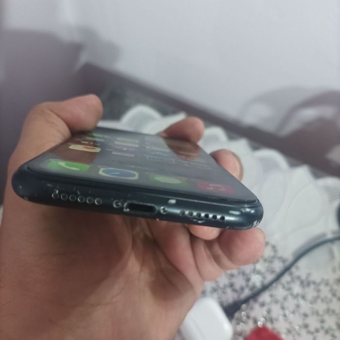 Iphone xr 64 gb sotlad srochno