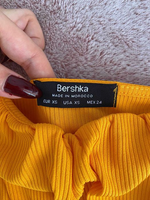 Top portocaliu Bershka