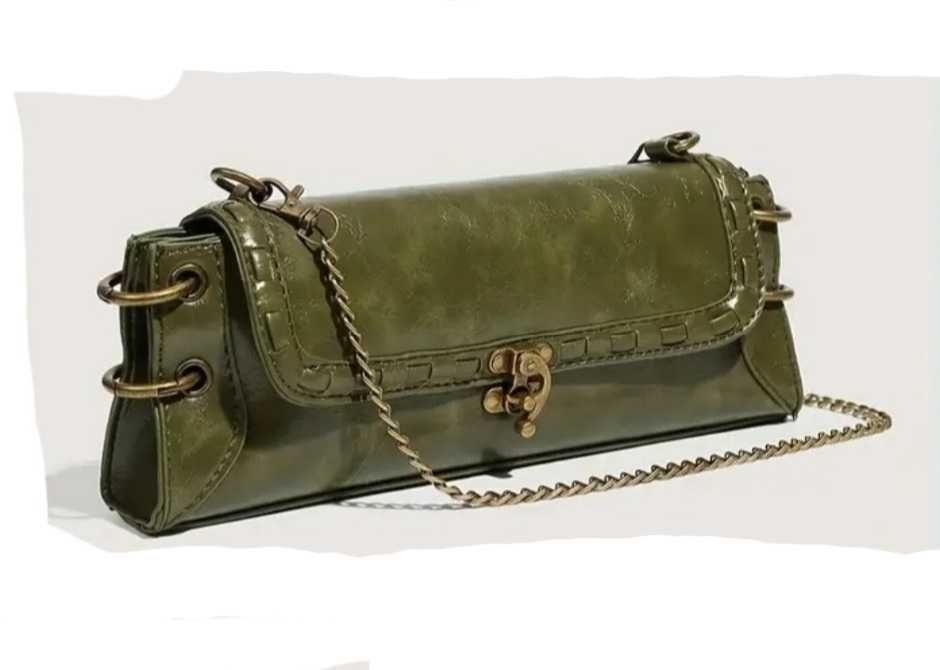 Чанта в маслинено зелен цвят