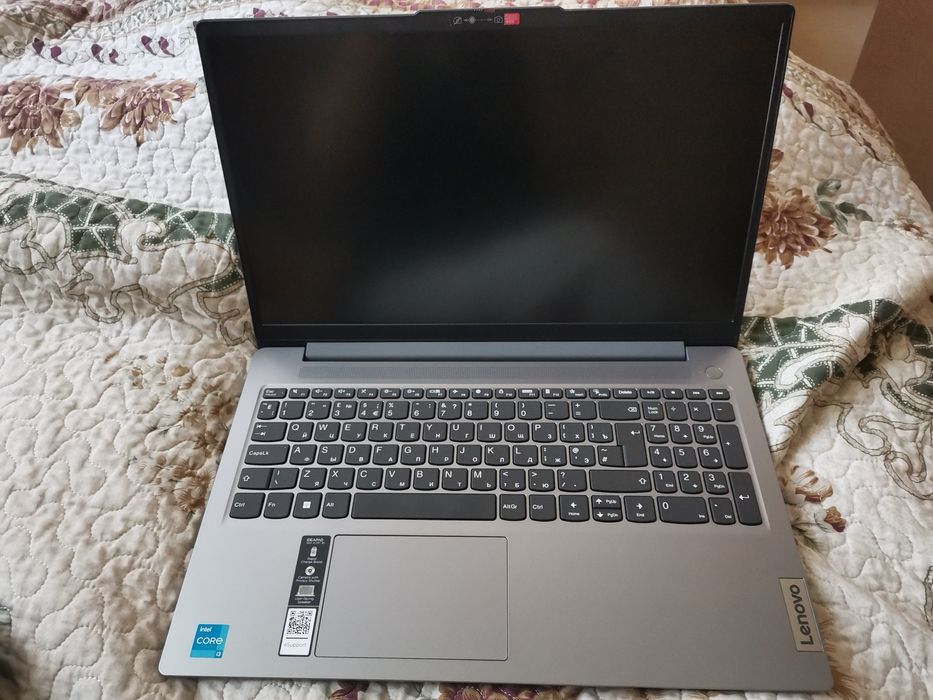 Ноутбук Lenovo idealPad3