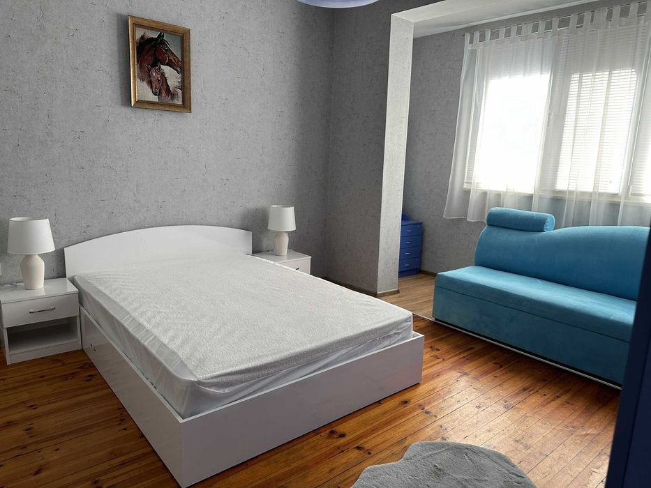 Дава се под наем Етаж от къща в Враца, Квартал 103 - 100 кв.м за 382.5 € - Снимка #6