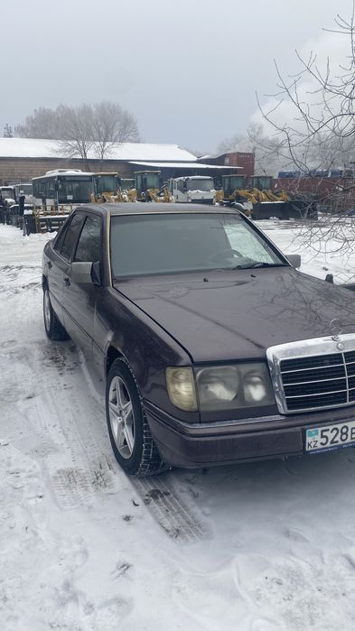 Продам мерседес 124