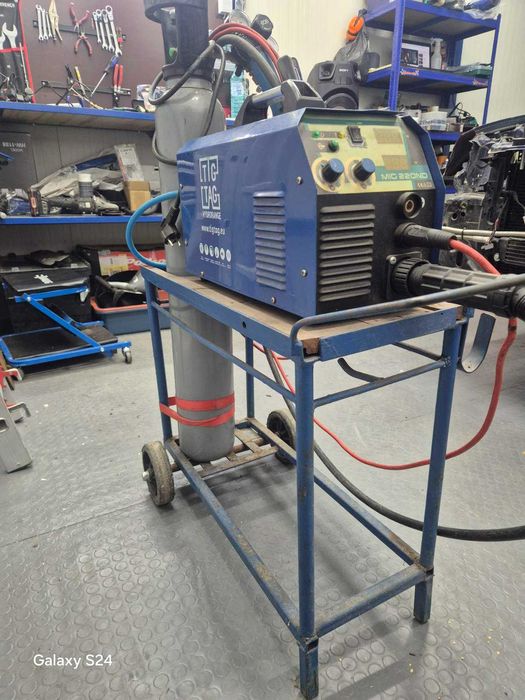 Телоподаващ апарат 220А