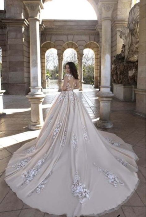 Свадебное платье Golden Rose