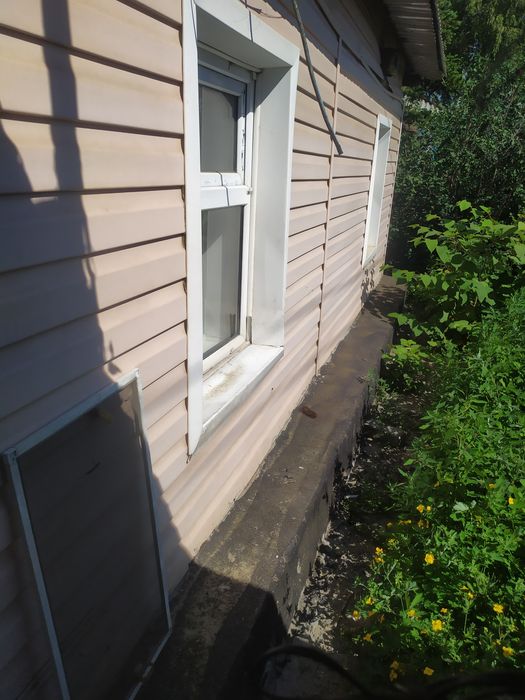 Дом на нефтебазе