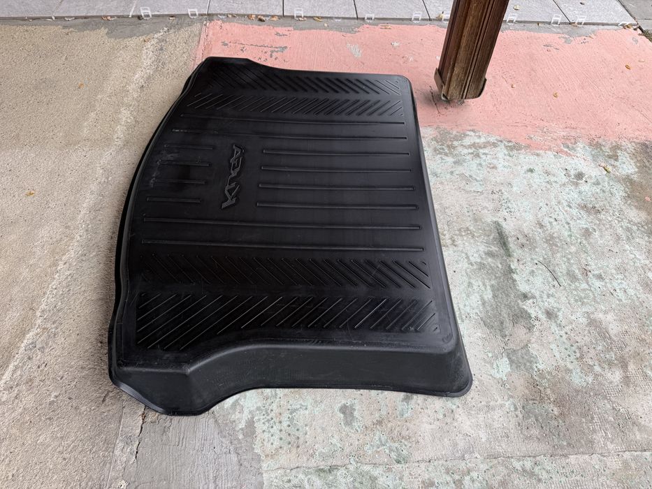 ОРИГИНАЛНА Стелка В Багажник/Корито В Багажник за -FORD KUGA/ФОРД КУГА