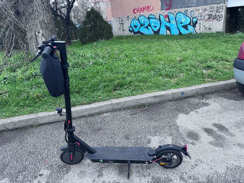 Електрическа тротинетка/скутер E9