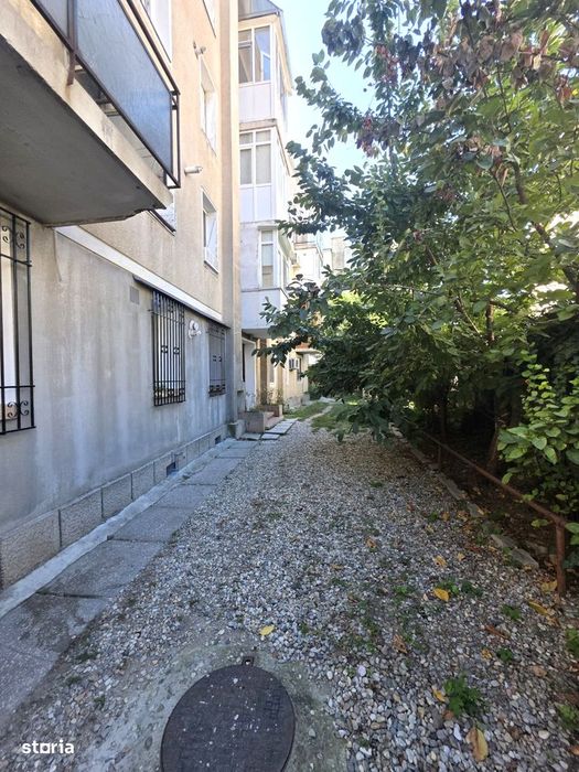 Calea Calarasilor -Traian -Garsonieră cochetă de 23 mp -56500 Euro