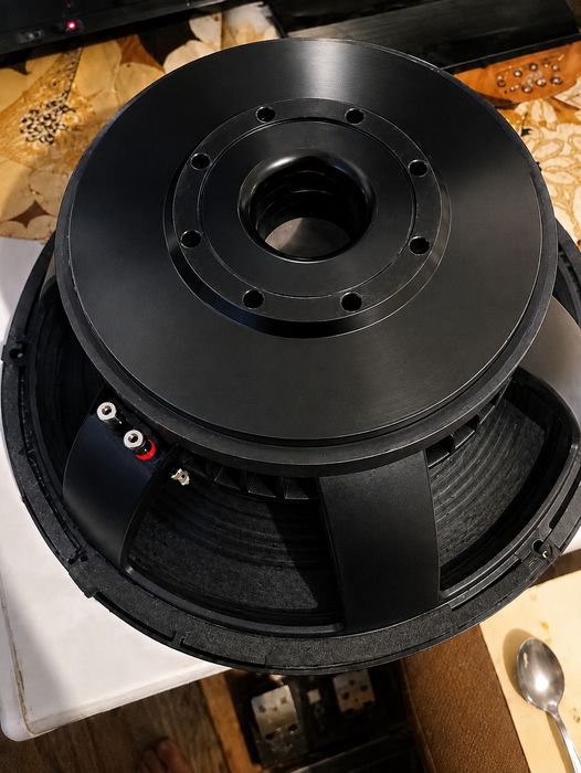 Difuzor rcf 15 inchi