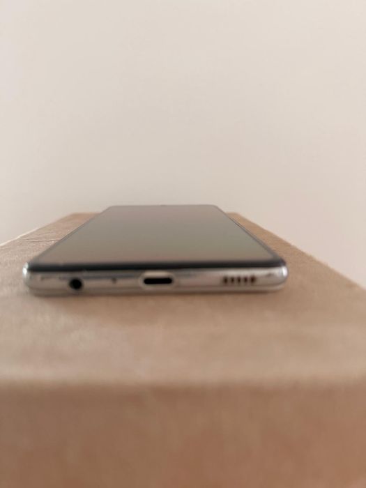 Samsung Galaxy A52s 5G 128 GB White – Impecabil, fără zgârieturi